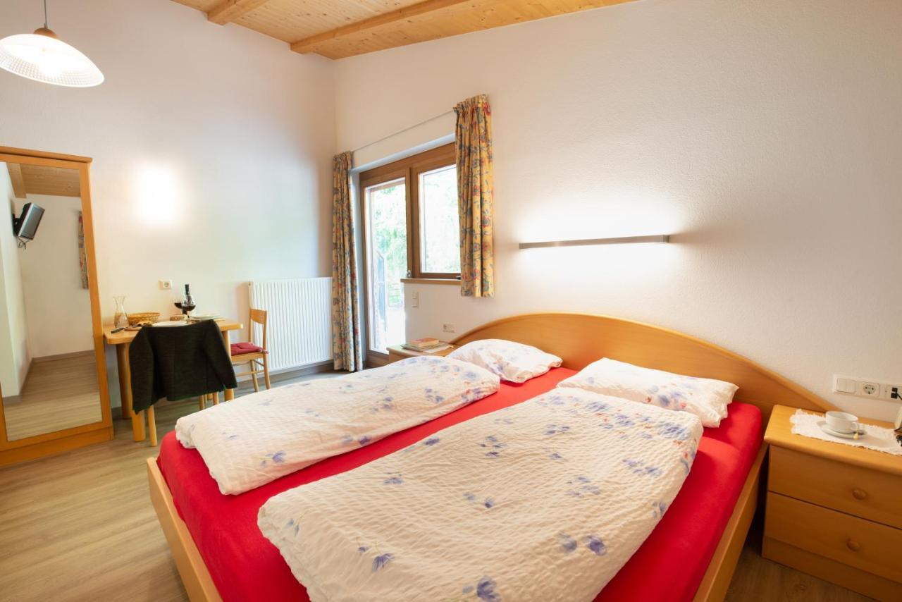 B & B Apartments Ortlerblick Sluderno Luaran gambar