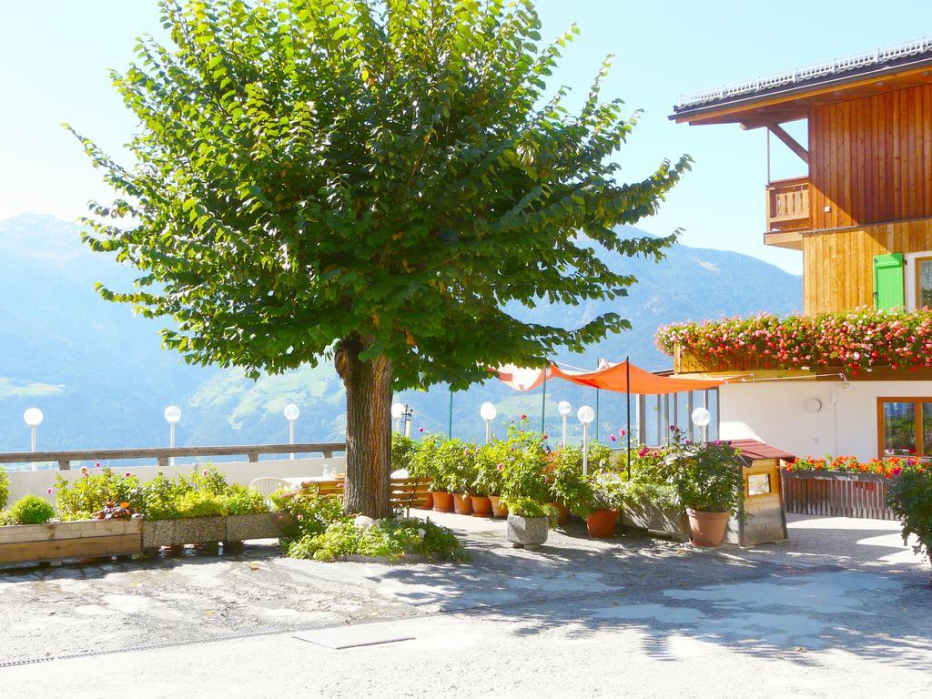 B & B Apartments Ortlerblick Sluderno Luaran gambar